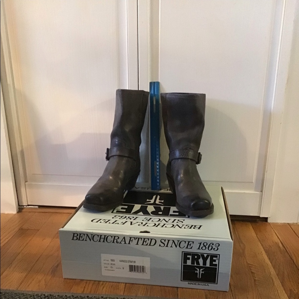 Women’s Frye boots, Harness Strap 8R, size 8.5